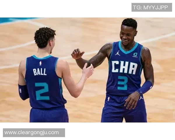 特里罗齐尔的篮球生涯与成长历程探讨及其对球队的影响分析